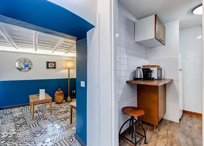 Vivilo Collection - Macelli Spanish Steps Apartment *