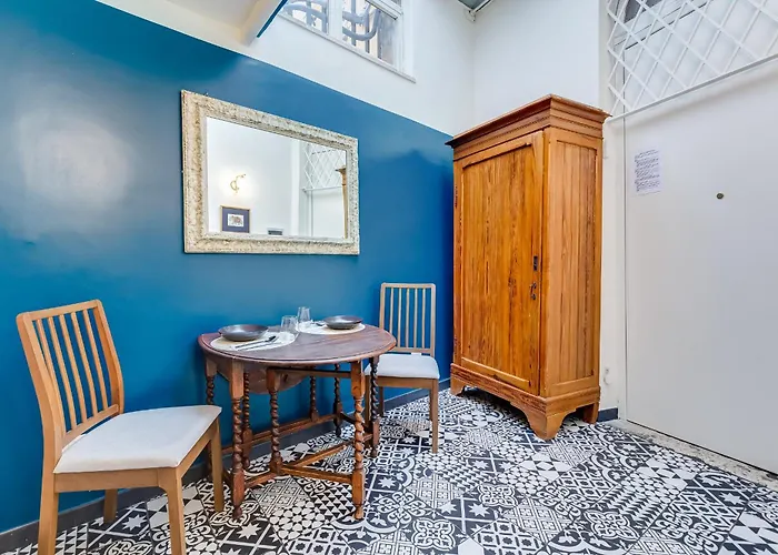 Vivilo Collection - Macelli Spanish Steps Apartment Rom