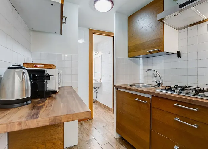 Vivilo Collection - Macelli Spanish Steps Apartment