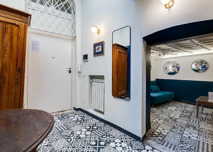 Vivilo Collection - Macelli Spanish Steps Apartment *