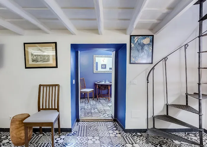 Vivilo Collection - Macelli Spanish Steps Apartment